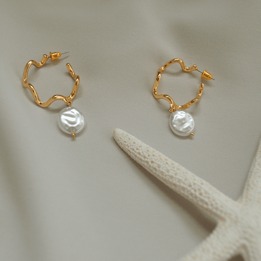 Galia Wavy Gold Hoop Studs with Coin Pearl Drop