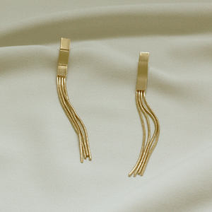 Nori Gold Tassel Studs