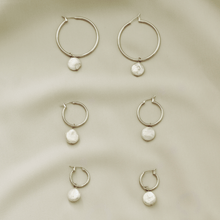 Load image into Gallery viewer, Lucio Pearl Silver Hoops
