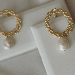 Luces Braided Gold Hoop Studs with Keshi Pearl