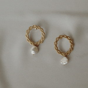 Luces Braided Gold Hoop Studs with Keshi Pearl