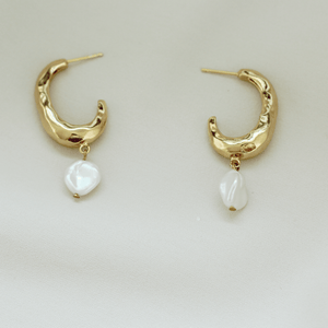 Spica Textured Crescent with Keshi Pearl Earrings