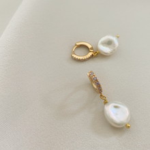 Load image into Gallery viewer, Mogen Lavender Zirconia Huggie Hoops with Keshi Pearl Drop
