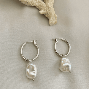 Ora Keshi Pearl Silver Hoops