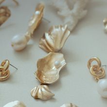 Load image into Gallery viewer, Nairobi Asymmetrical Matte Gold Shell Studs with Baroque Pearl Dangle
