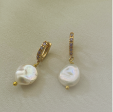 Load image into Gallery viewer, Mogen Lavender Zirconia Huggie Hoops with Keshi Pearl Drop
