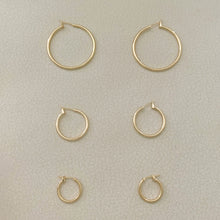 Load image into Gallery viewer, Thea Moss Agate Gold Hoops
